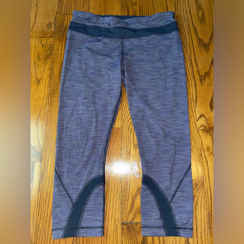 Lululemon Run Size 10: Crop II Wee Are From Space Deep Indigo Multi / Inkwell